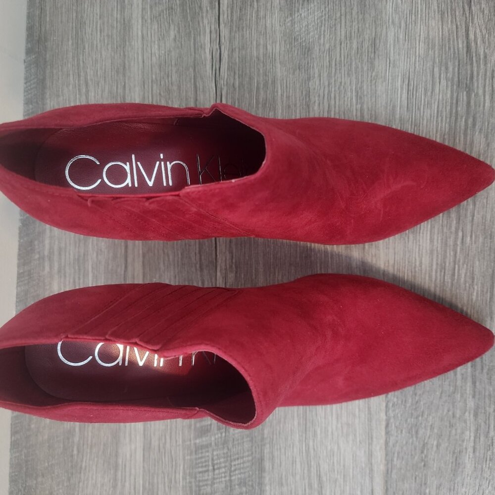 Red Suede booties - Picture 5 of 5